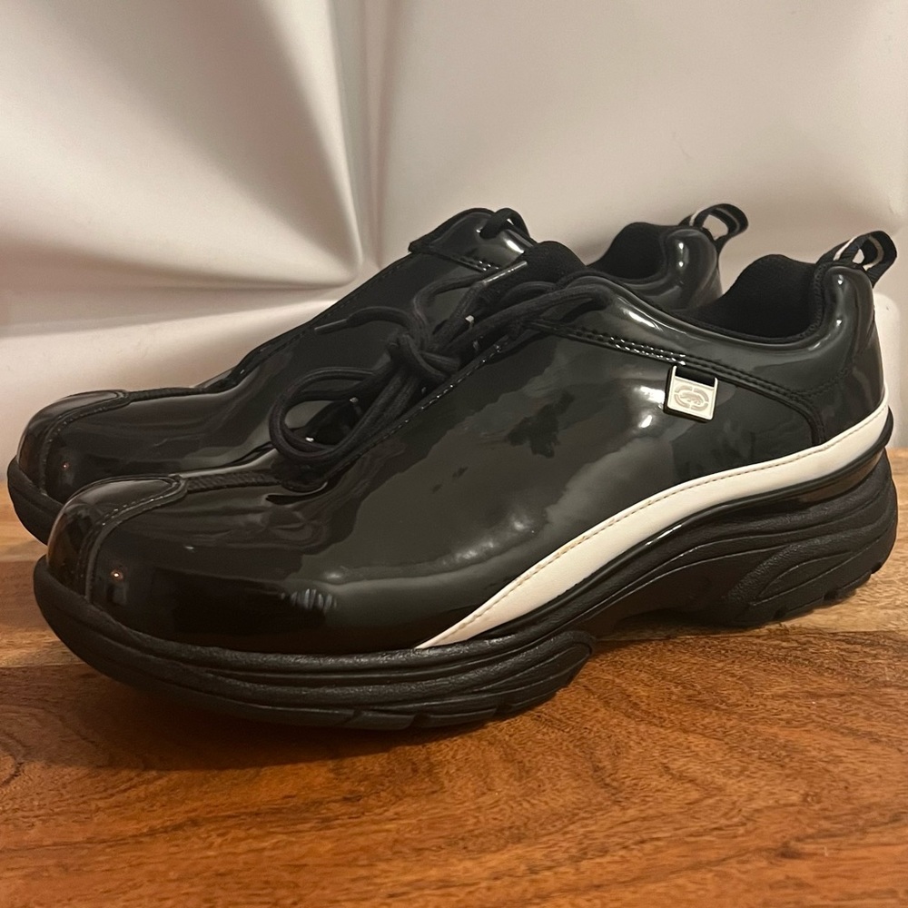 Marc Ecko sneakers
